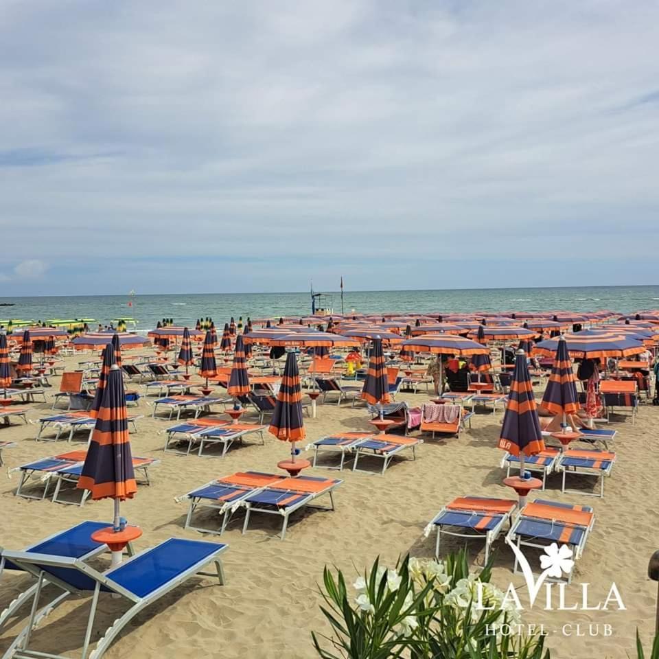 Hotel Club La Villa Martinsicuro Kültér fotó