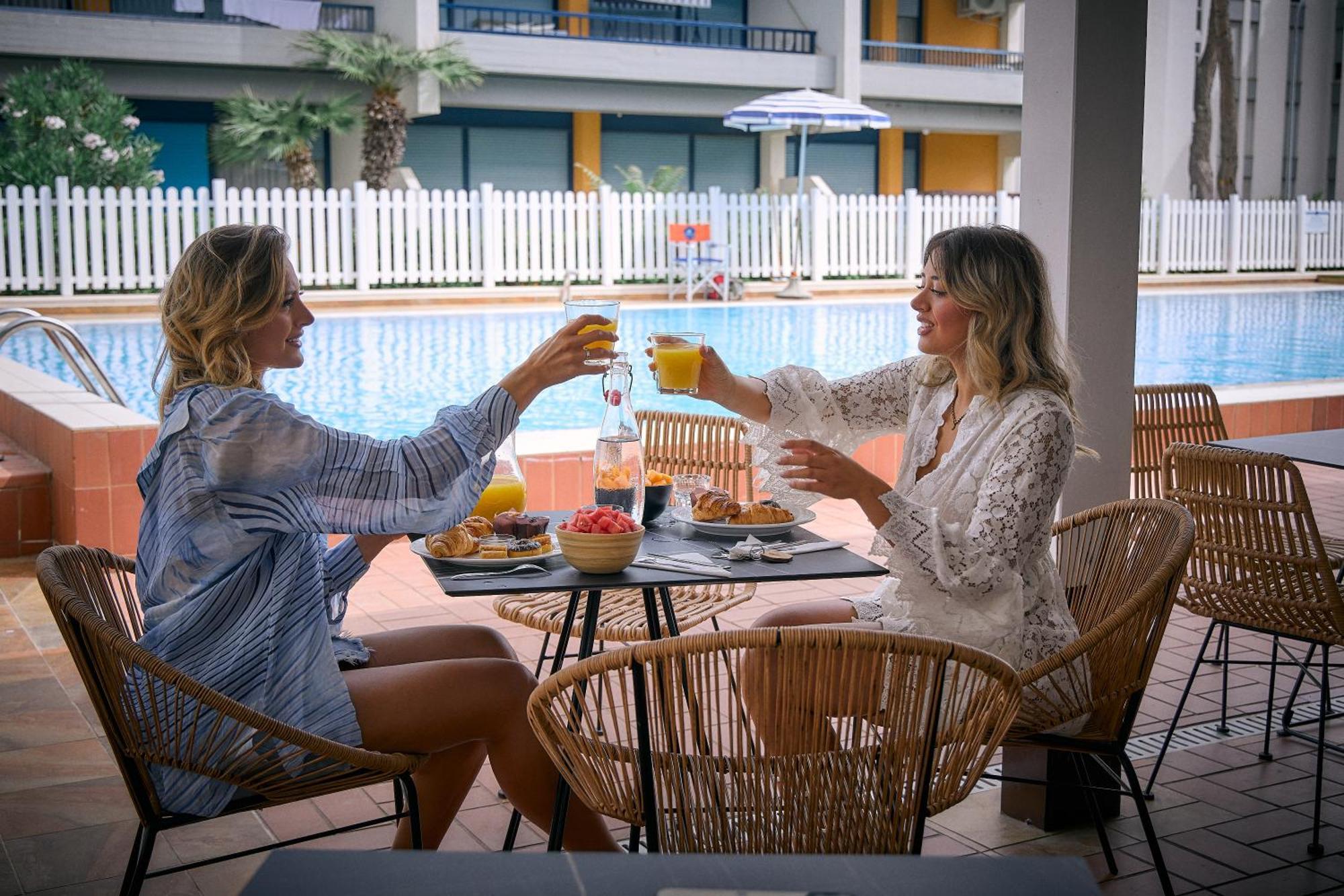 Hotel Club La Villa Martinsicuro Kültér fotó